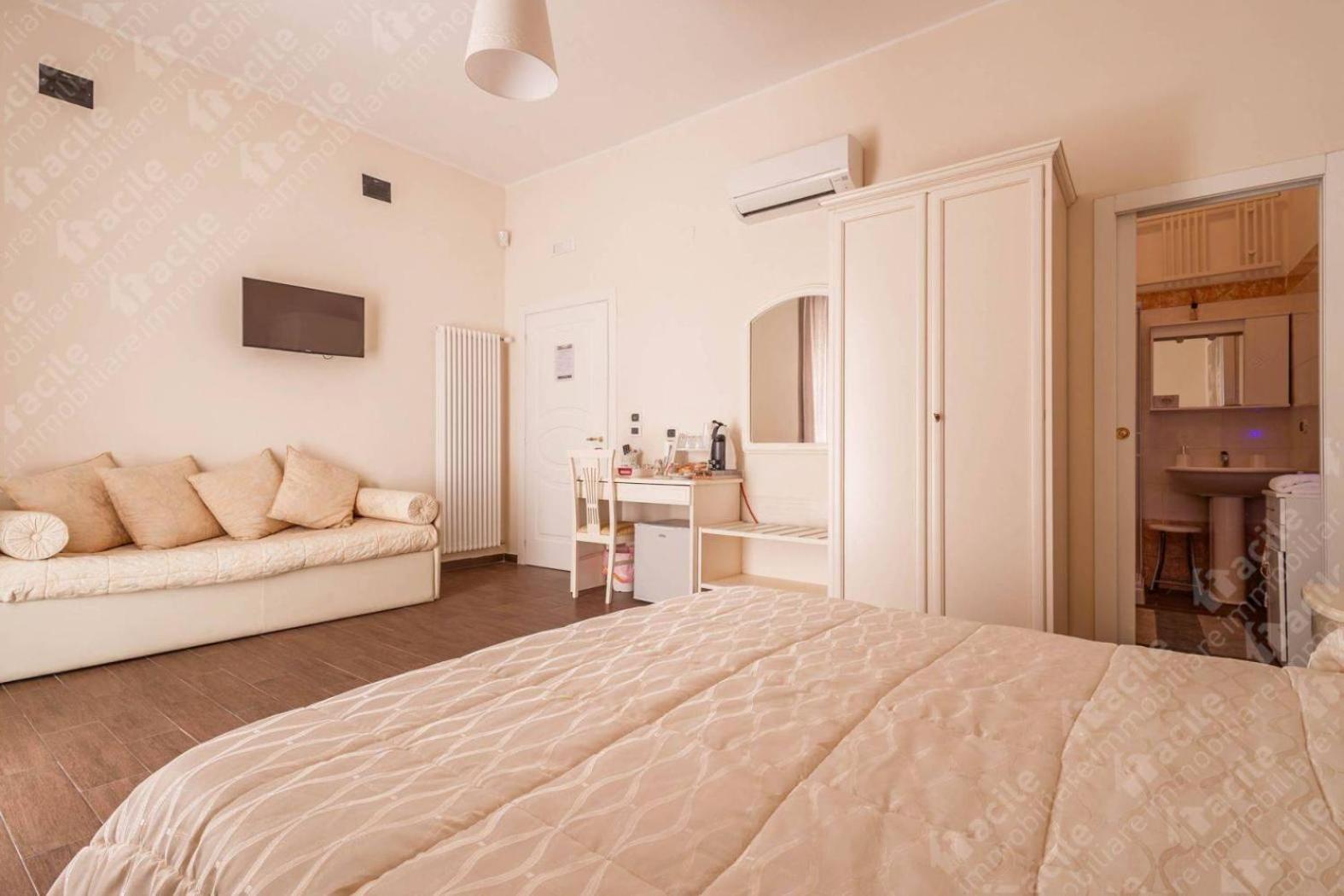 Domus Al Corso Con Servizio B&B Canosa di Puglia Exterior photo