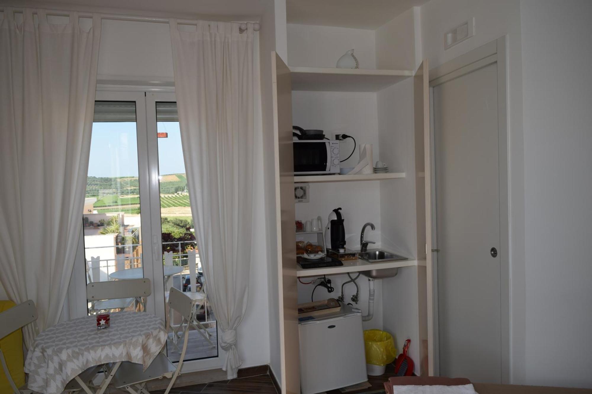 Domus Al Corso Con Servizio B&B Canosa di Puglia Exterior photo