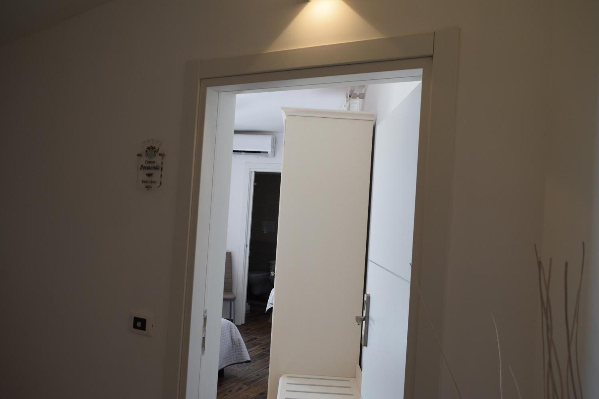 Domus Al Corso Con Servizio B&B Canosa di Puglia Exterior photo