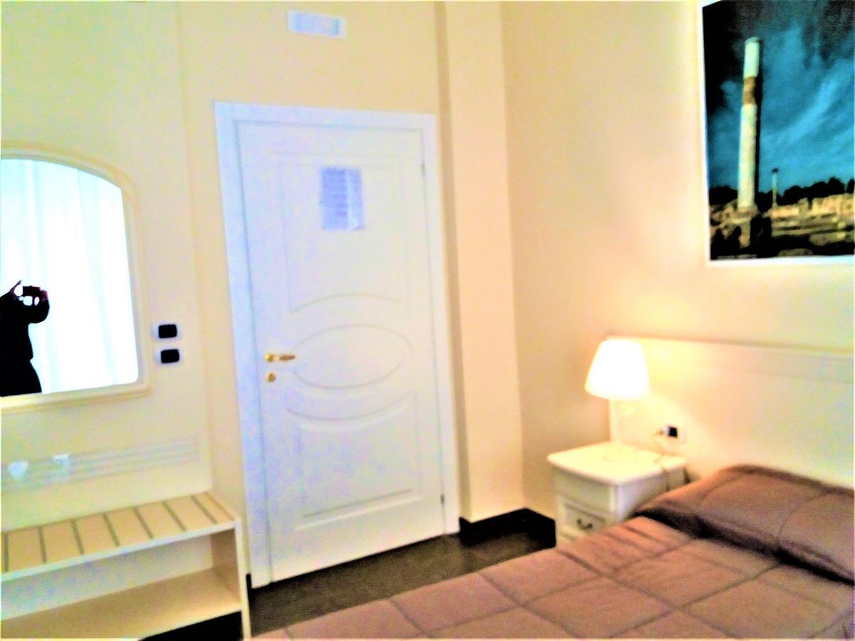 Domus Al Corso Con Servizio B&B Canosa di Puglia Exterior photo