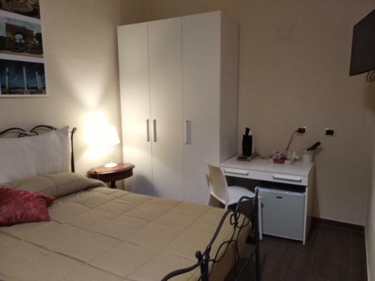 Domus Al Corso Con Servizio B&B Canosa di Puglia Exterior photo